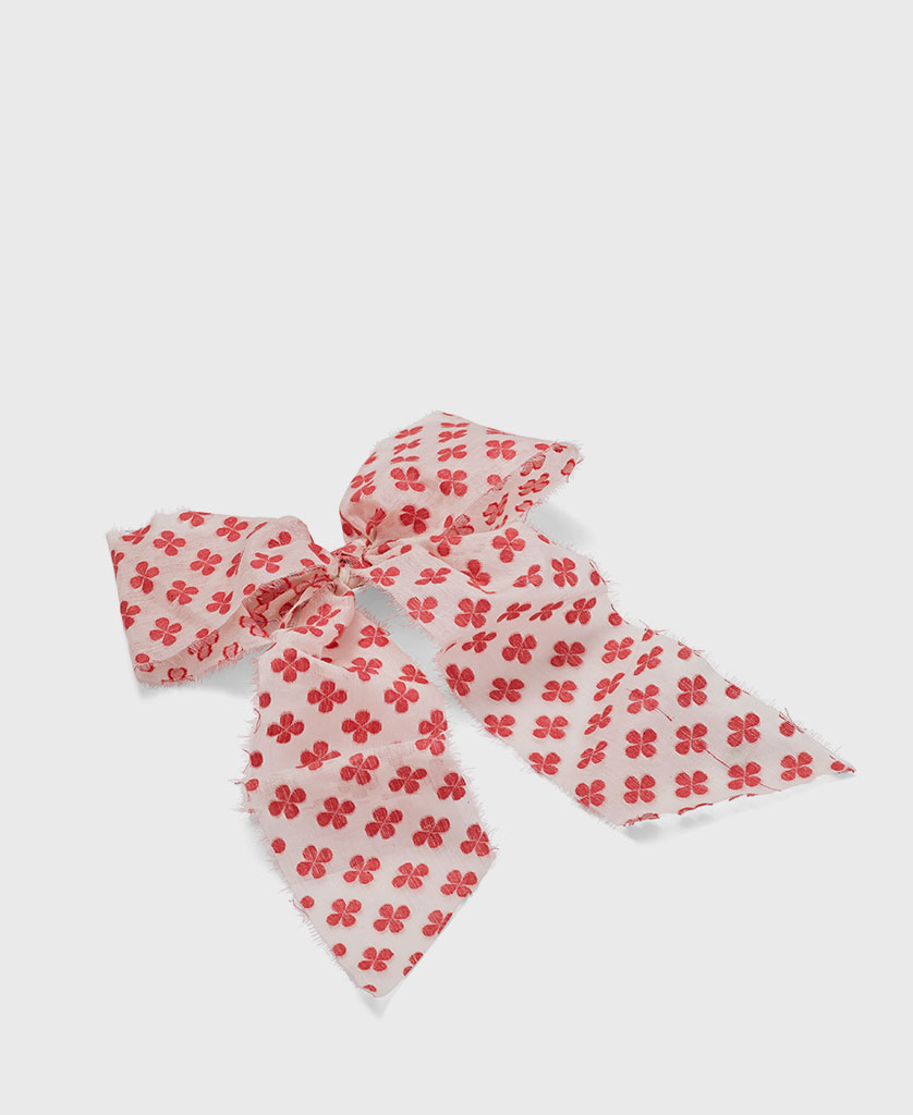 red bow