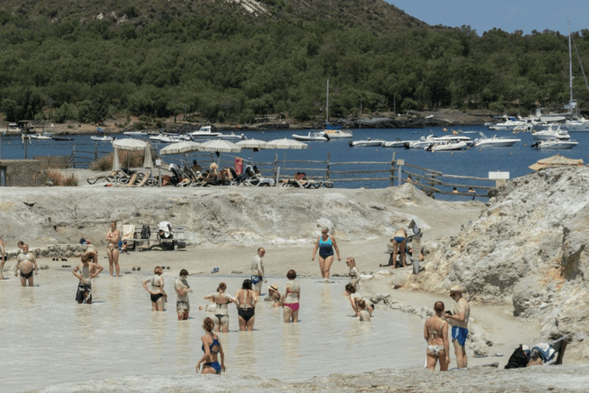 Get down and detox with Thermal Mud