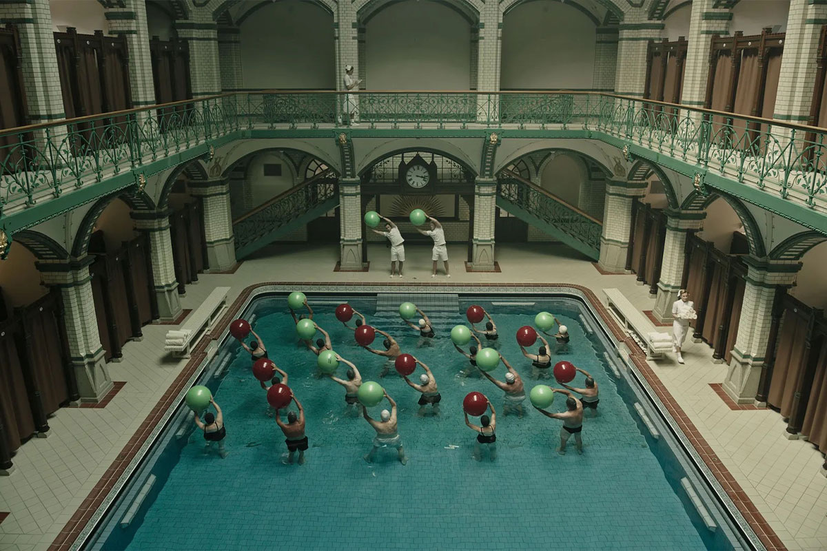 Superior Interior - Bathrooms in Film