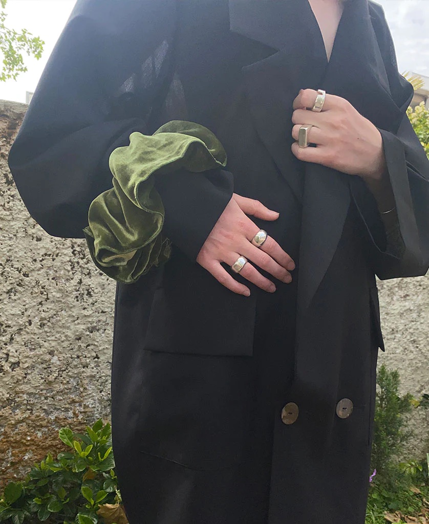 SILK SCRUNCHIE GREEN VELVET