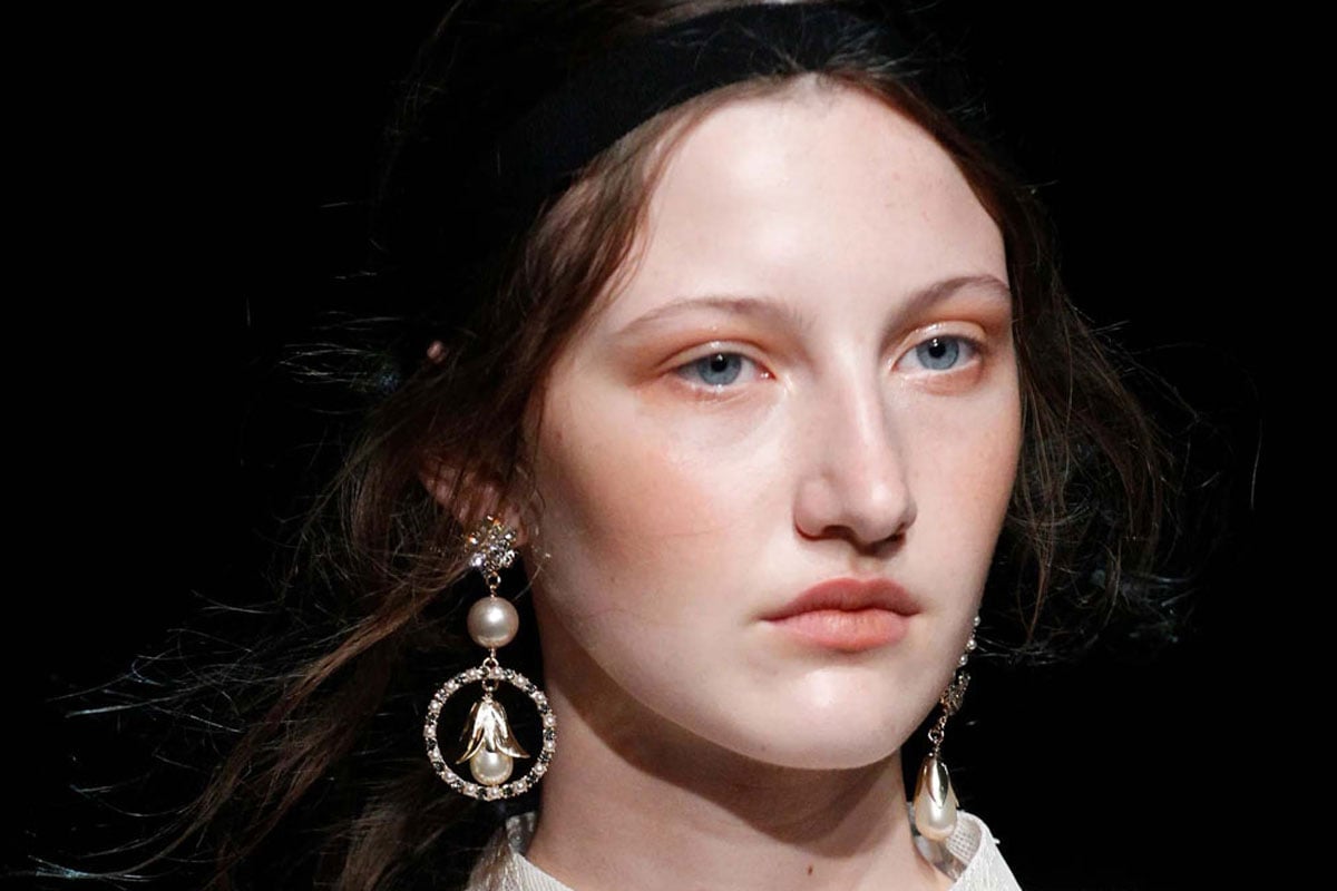 Romantique Coiffures