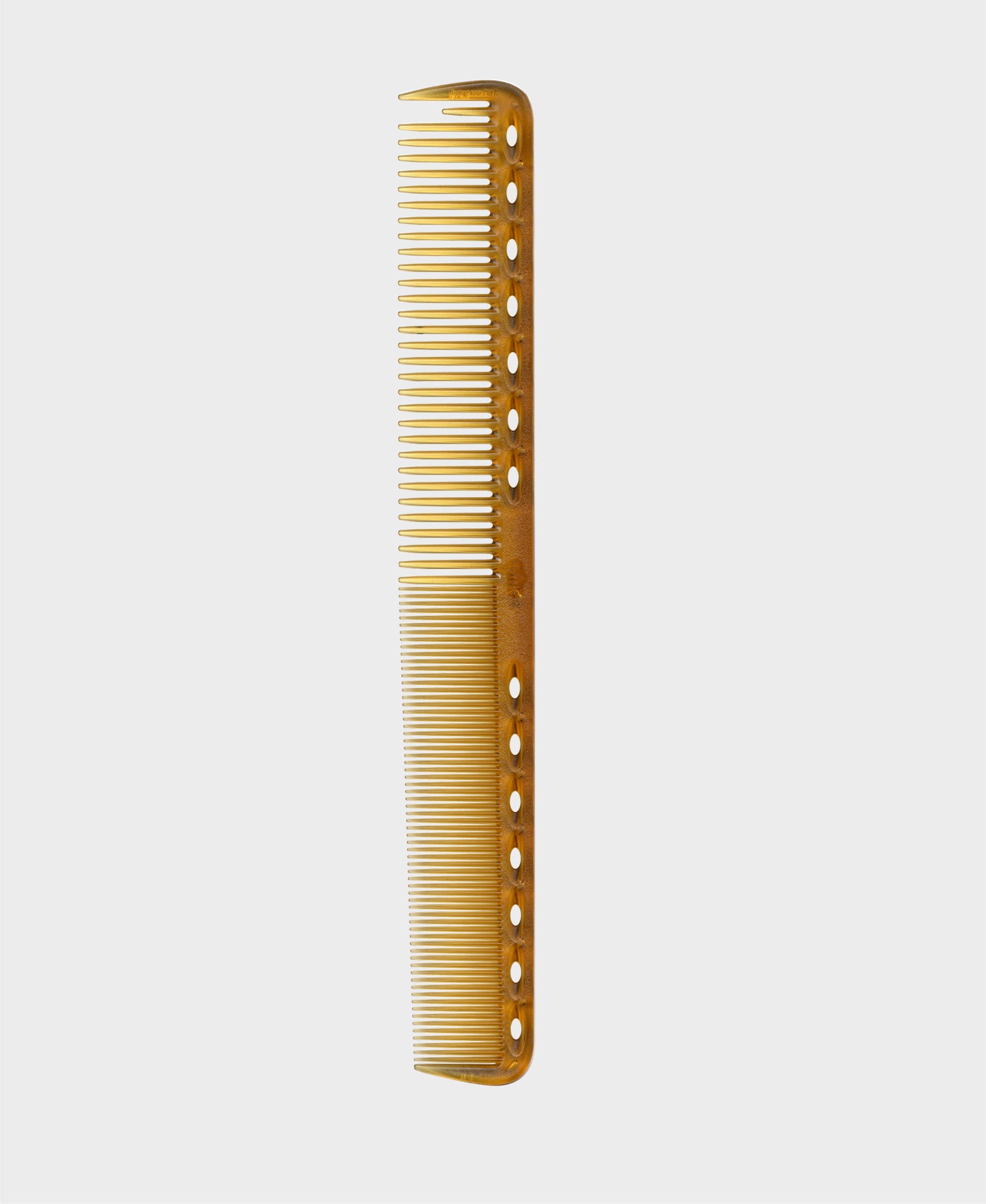 FINE TOOTH CUTTING COMB CAMEL