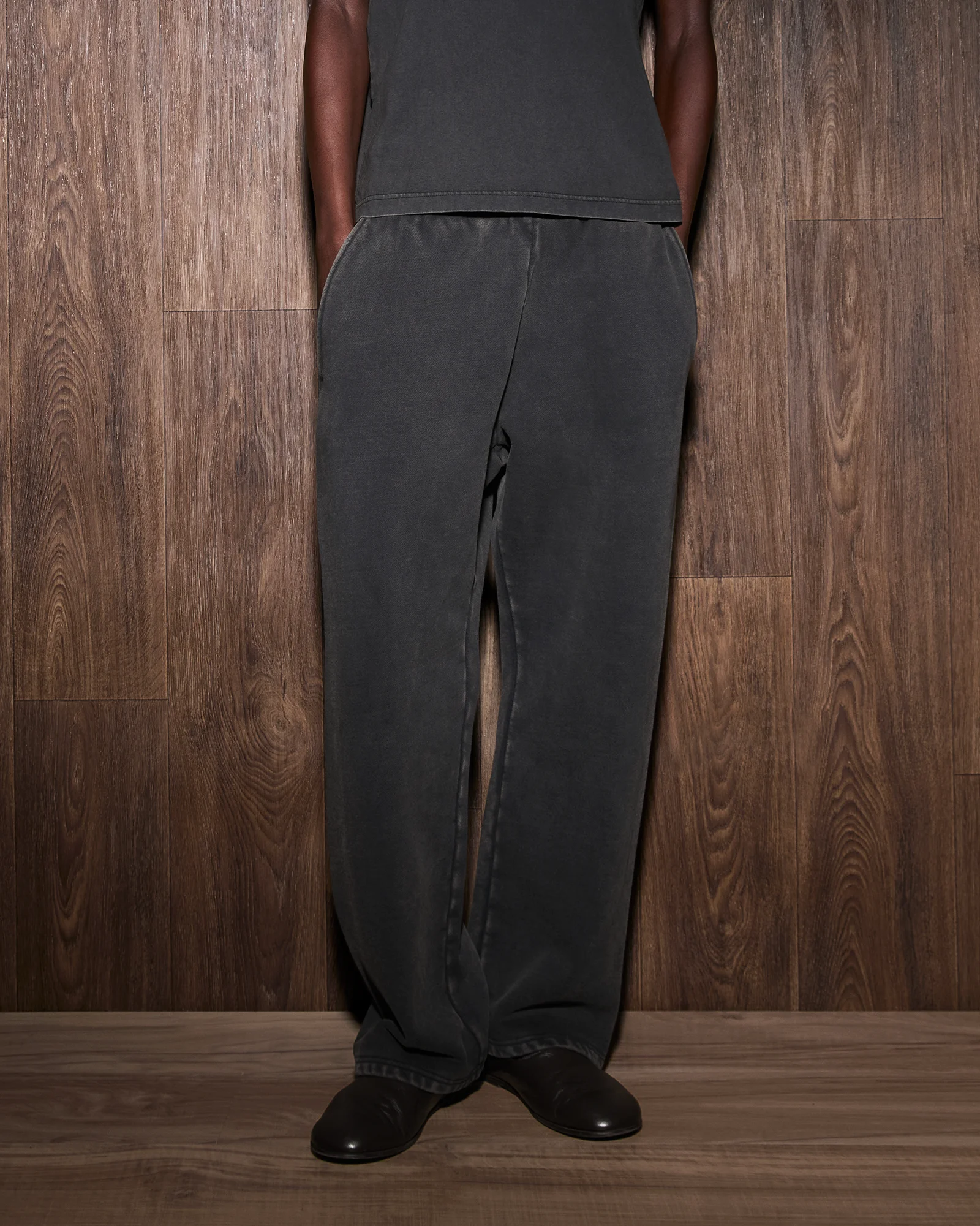 パンツ entire studios STRAIGHT-LEG SWEATPANT entire studios STRAIGHT-LEG SWEATPANT – 082plus