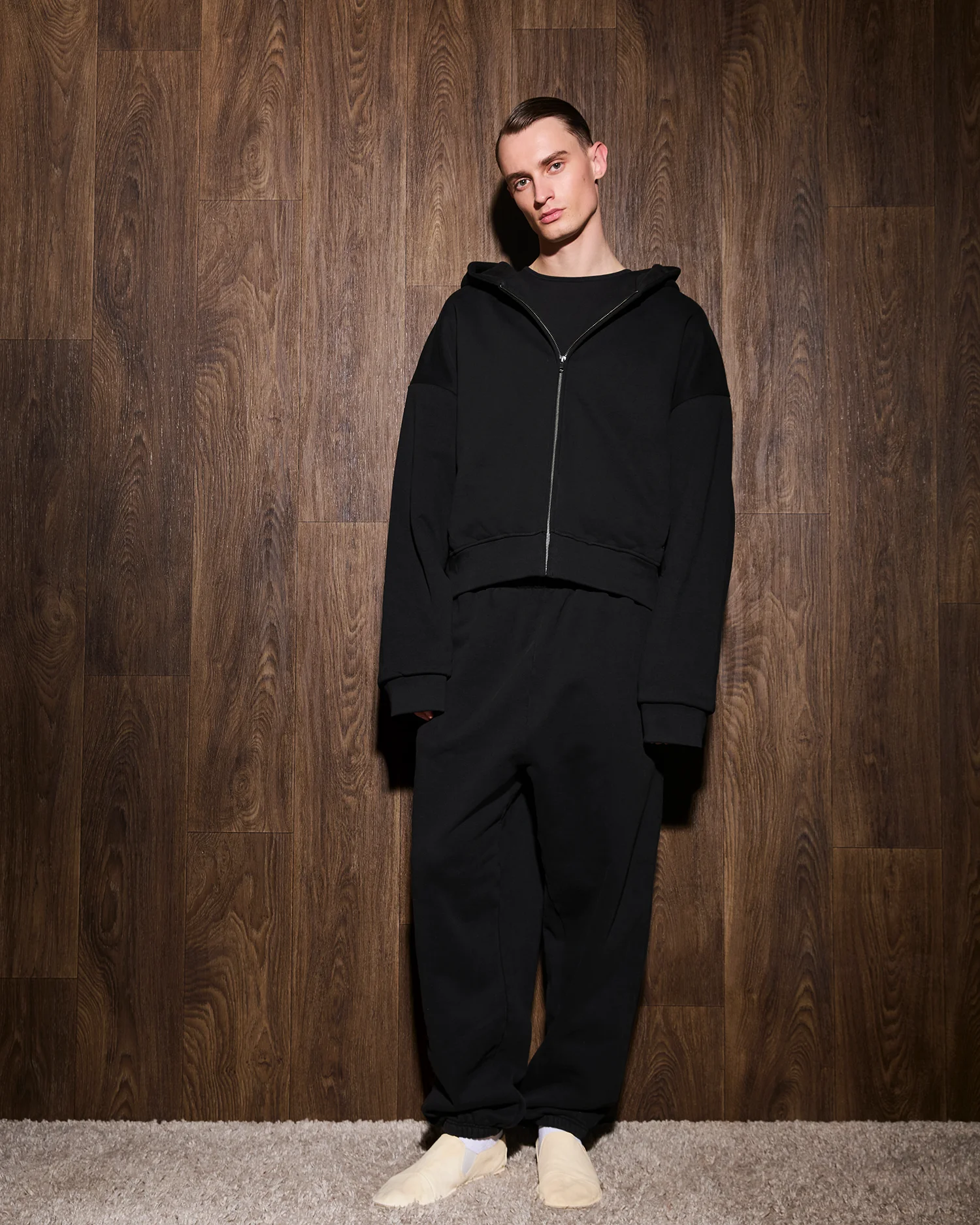 thermal hood black – entire studios