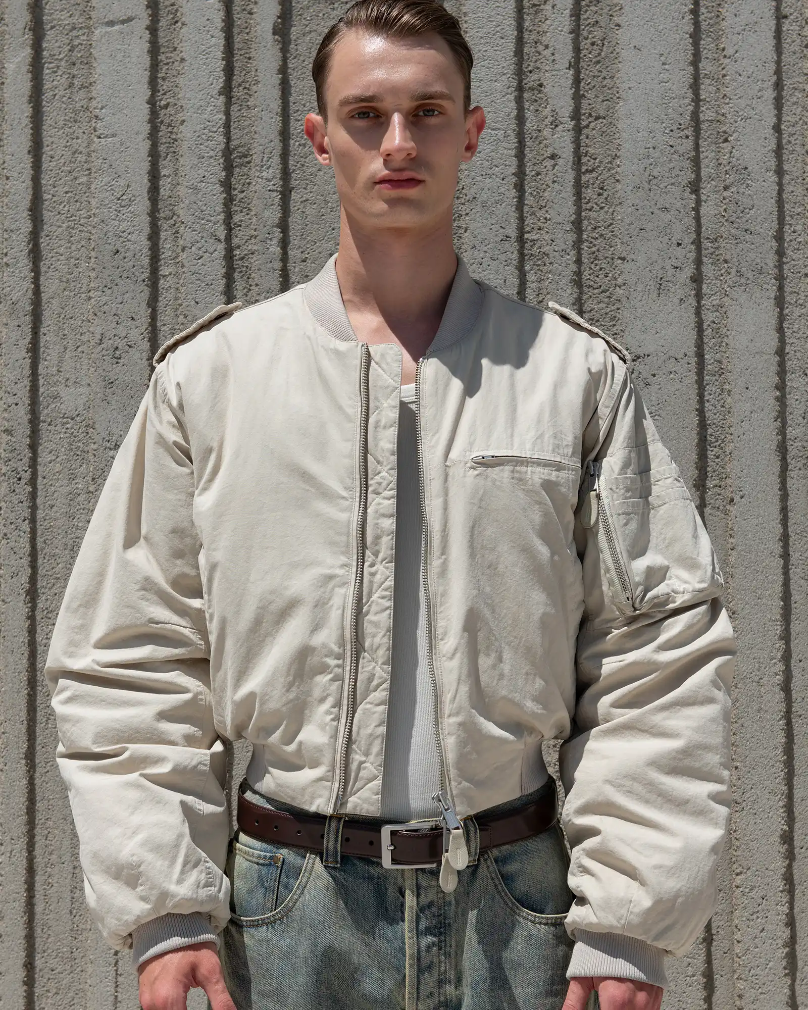 ジャケット・アウター entire studios A-4 BOMBER entire studios A-4 BOMBER PADDED JACKET (IRON)の商品ページ