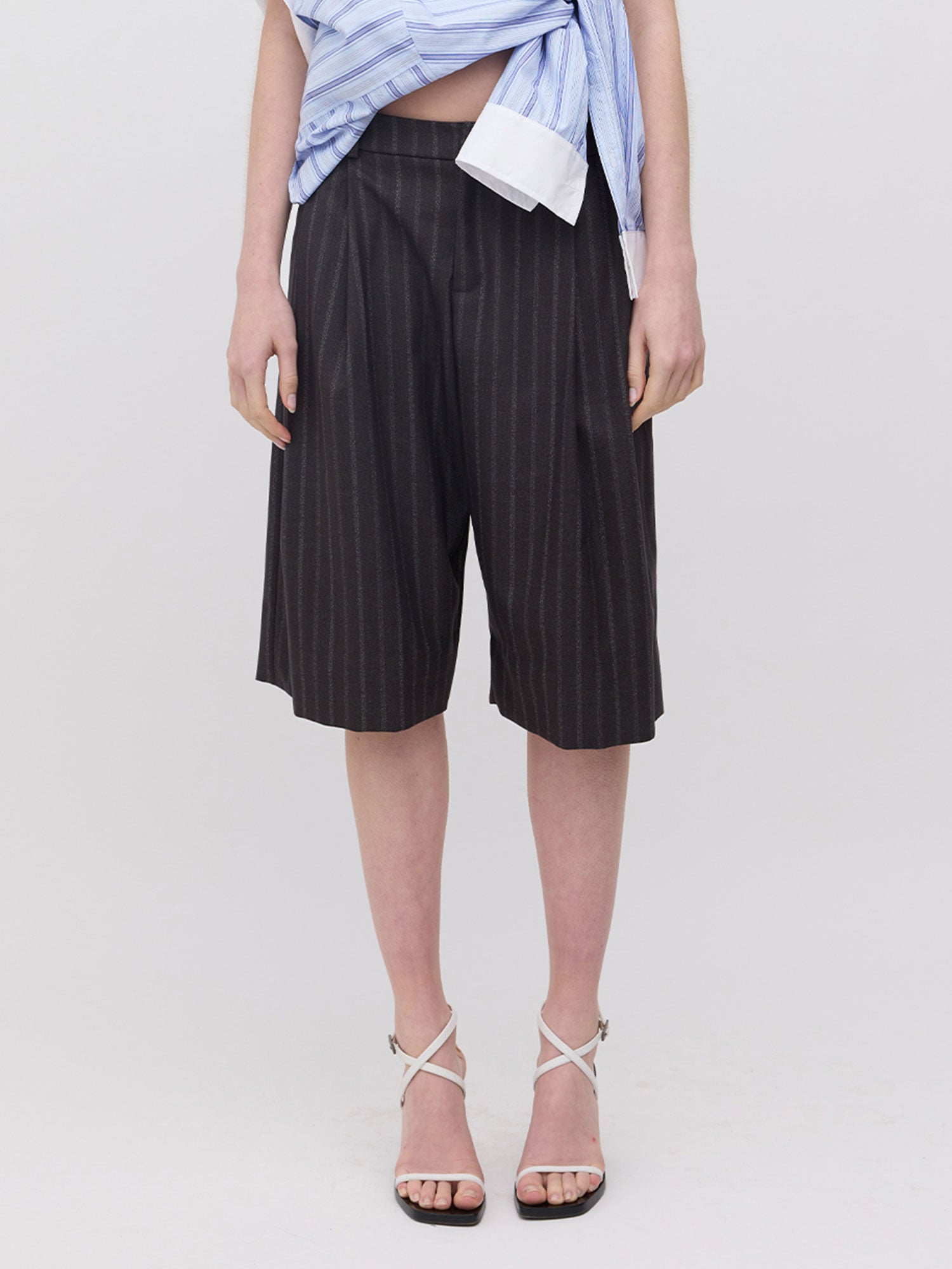CHARLIE SHORTS | CHARCOAL THIN STRIPE