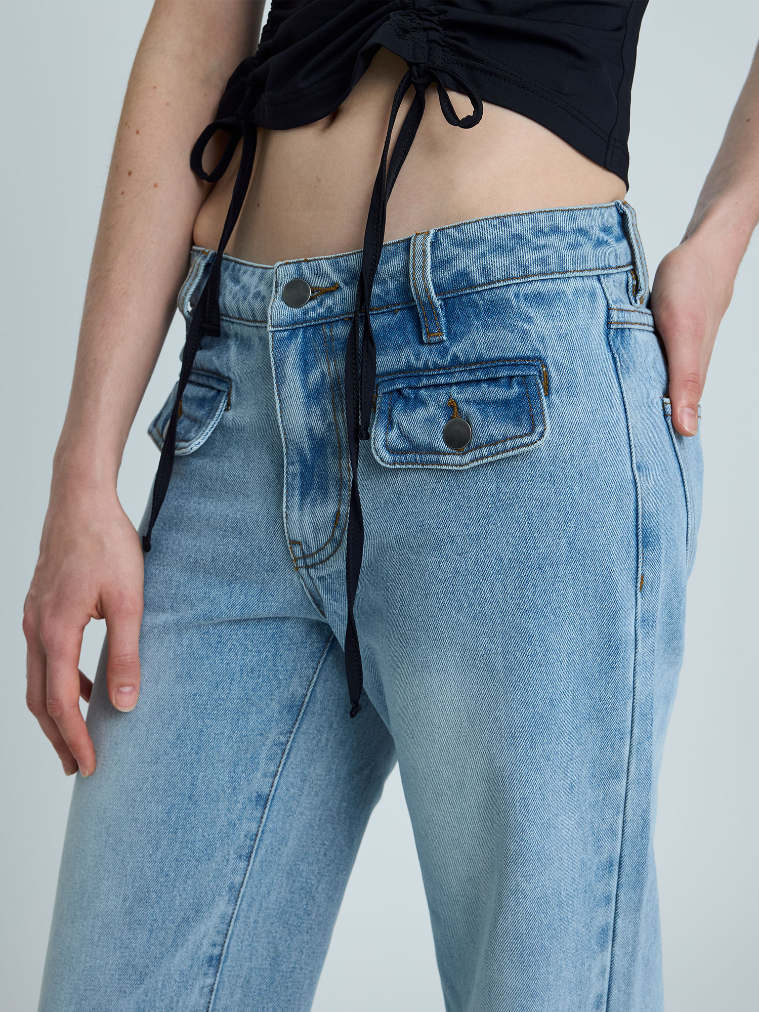 UTILITY LOW RISE JEANS | LIGHT BLUE DENIM