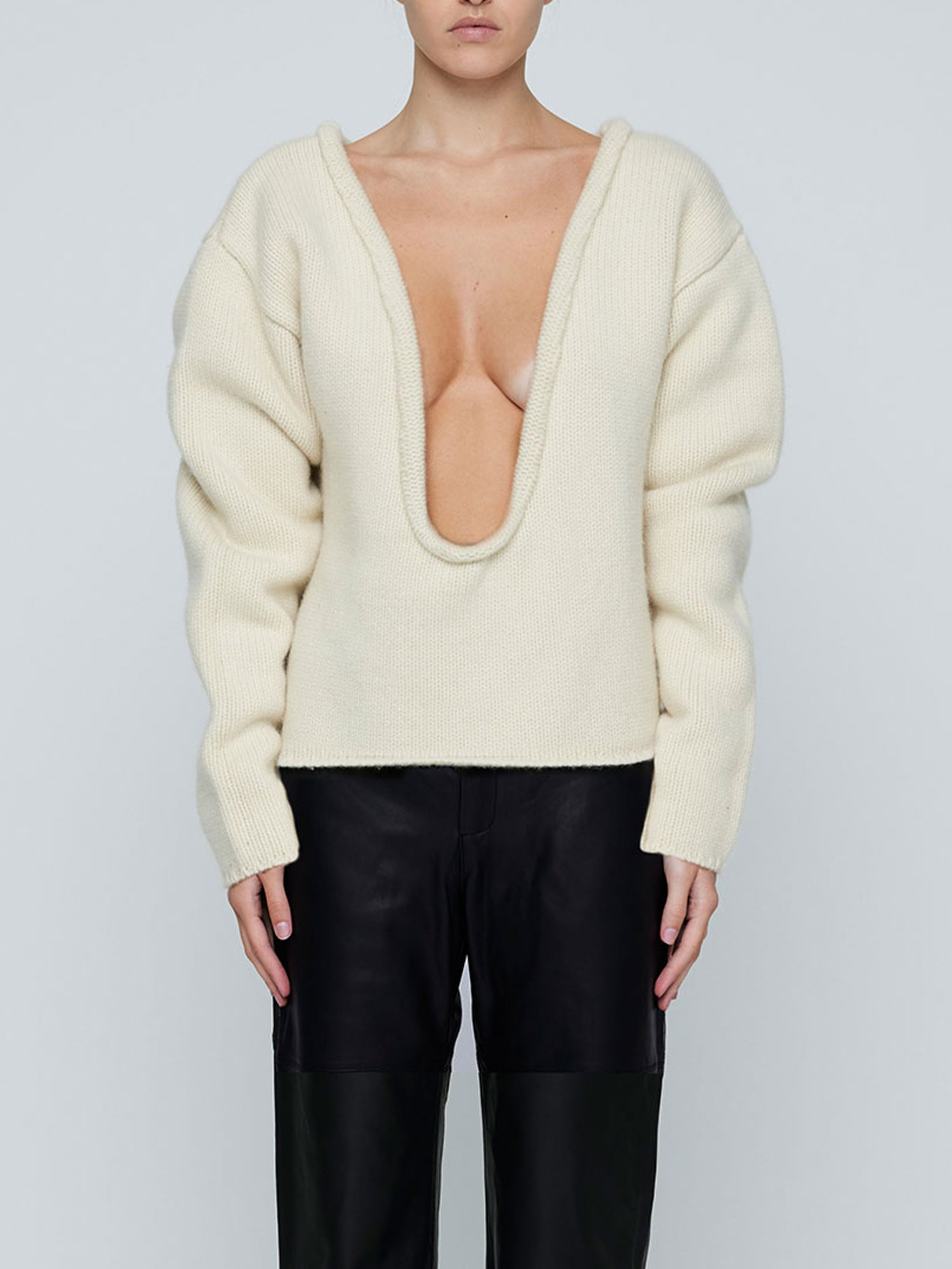 ROLL NECK SWEATER | IVORY
