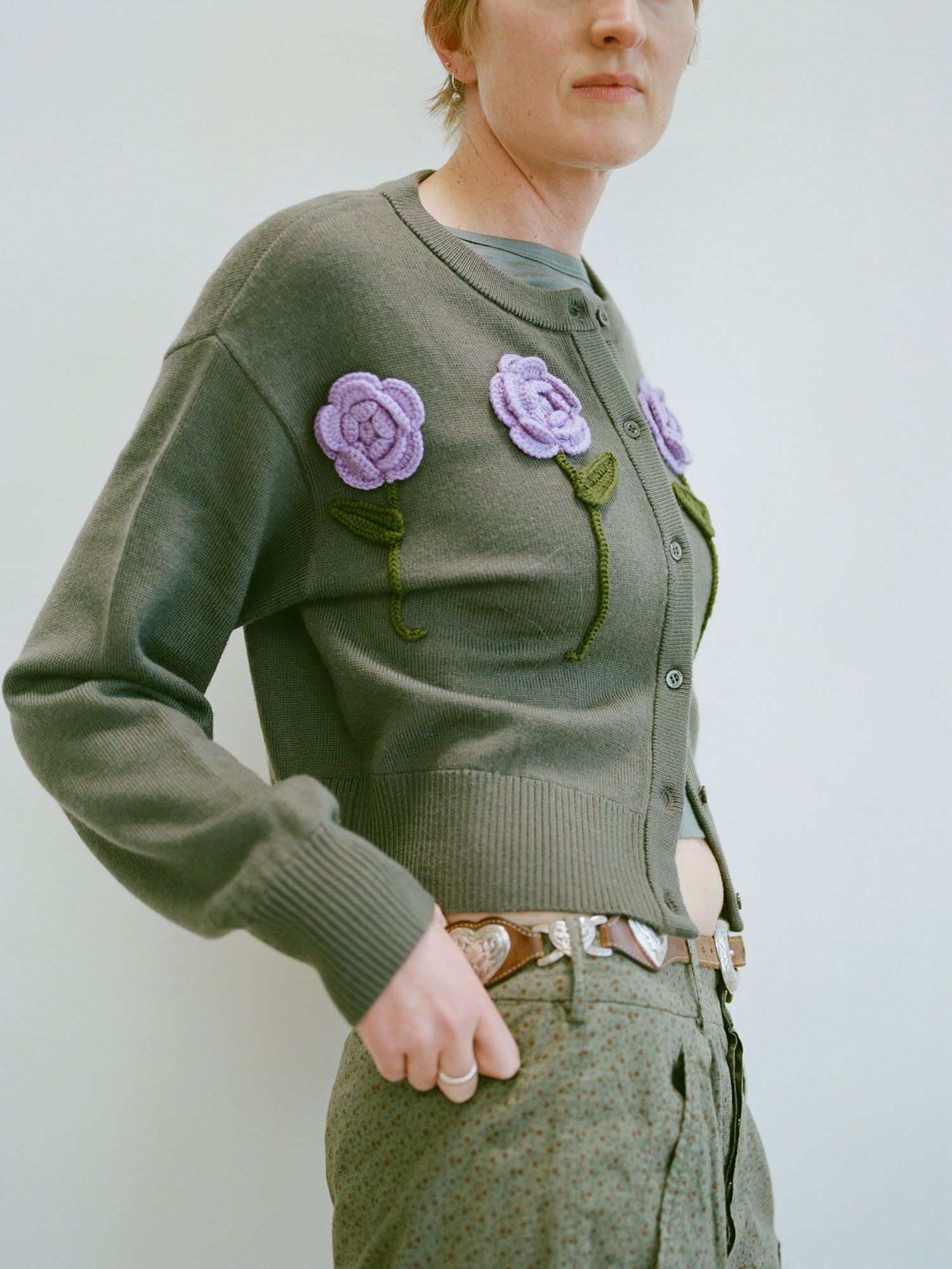 FLOWER CARDIGAN | CHARCOAL