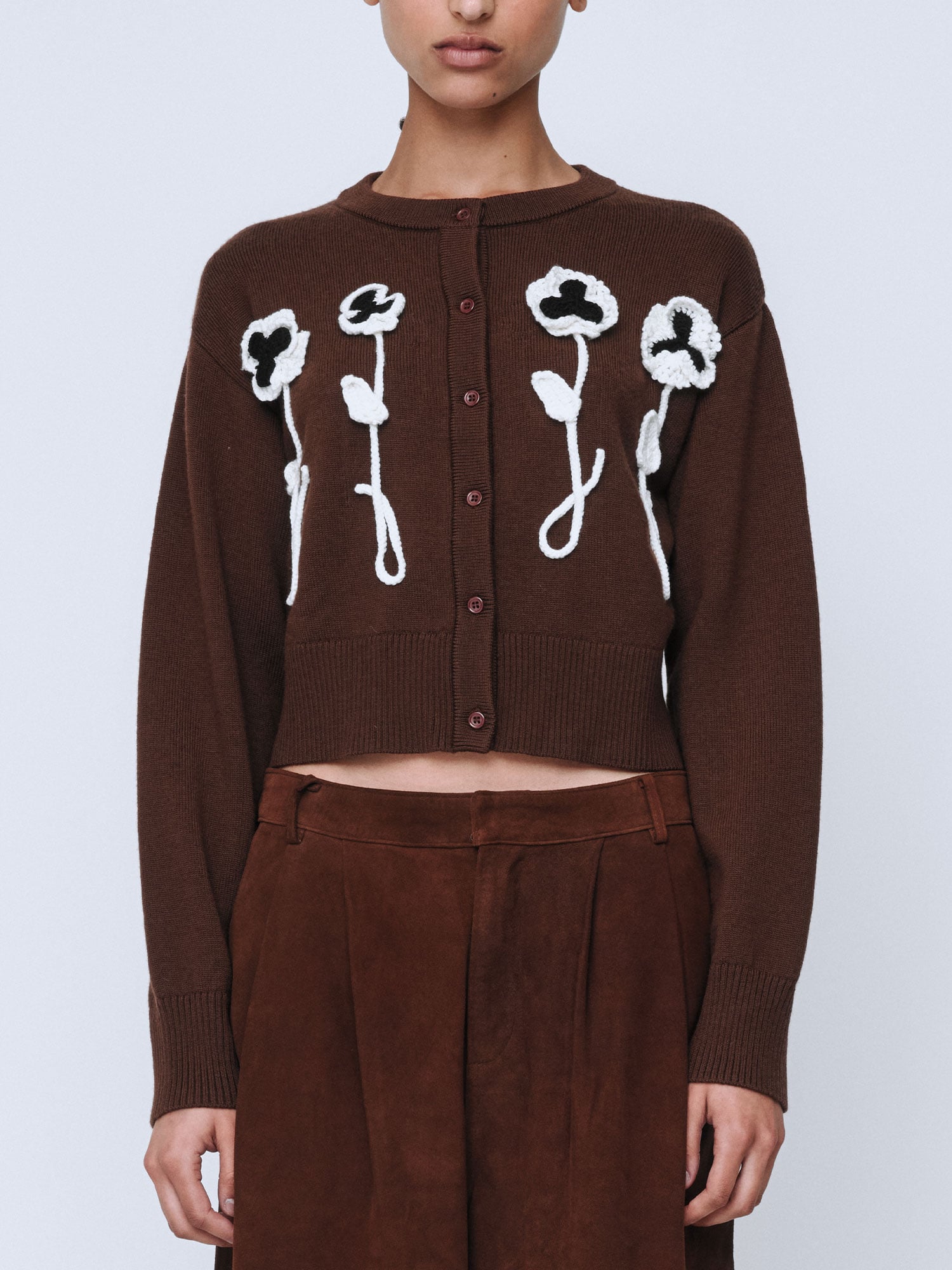 PANSY FLOWER CARDIGAN | CHOCOLATE