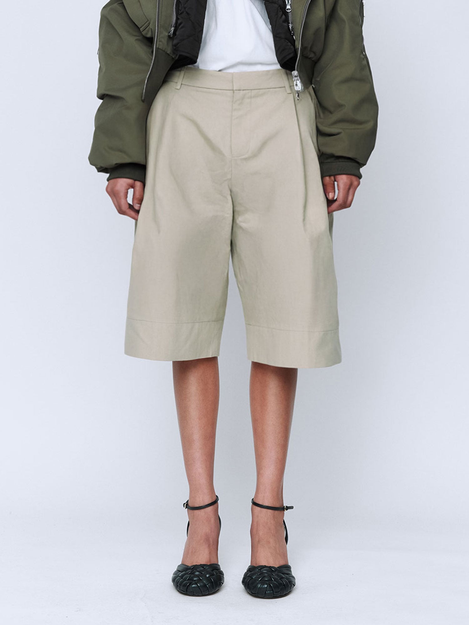 CHARLIE SHORTS | TAUPE