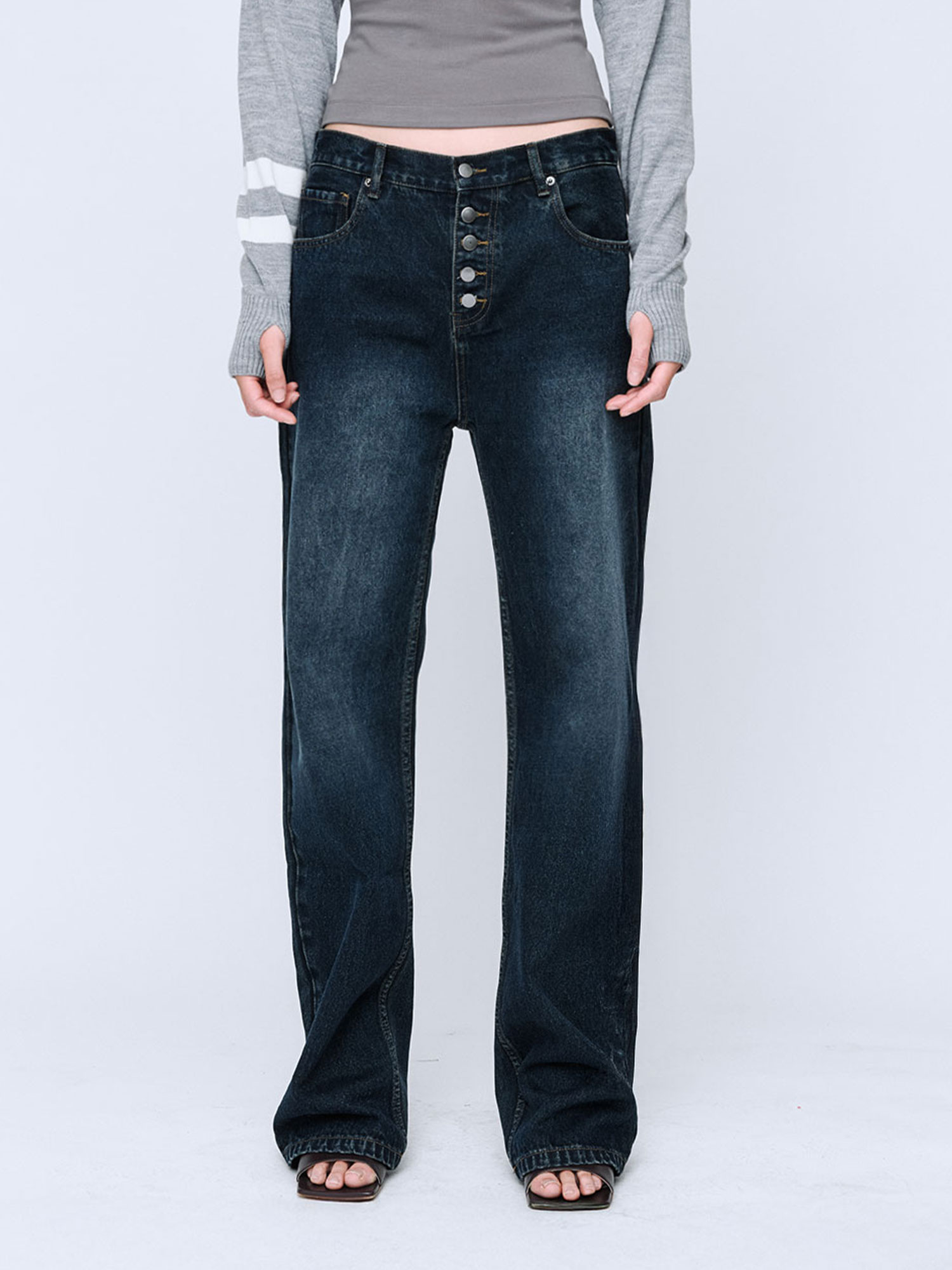 BUTTON FLY CLASSIC JEANS | DARK WASHED INDIGO