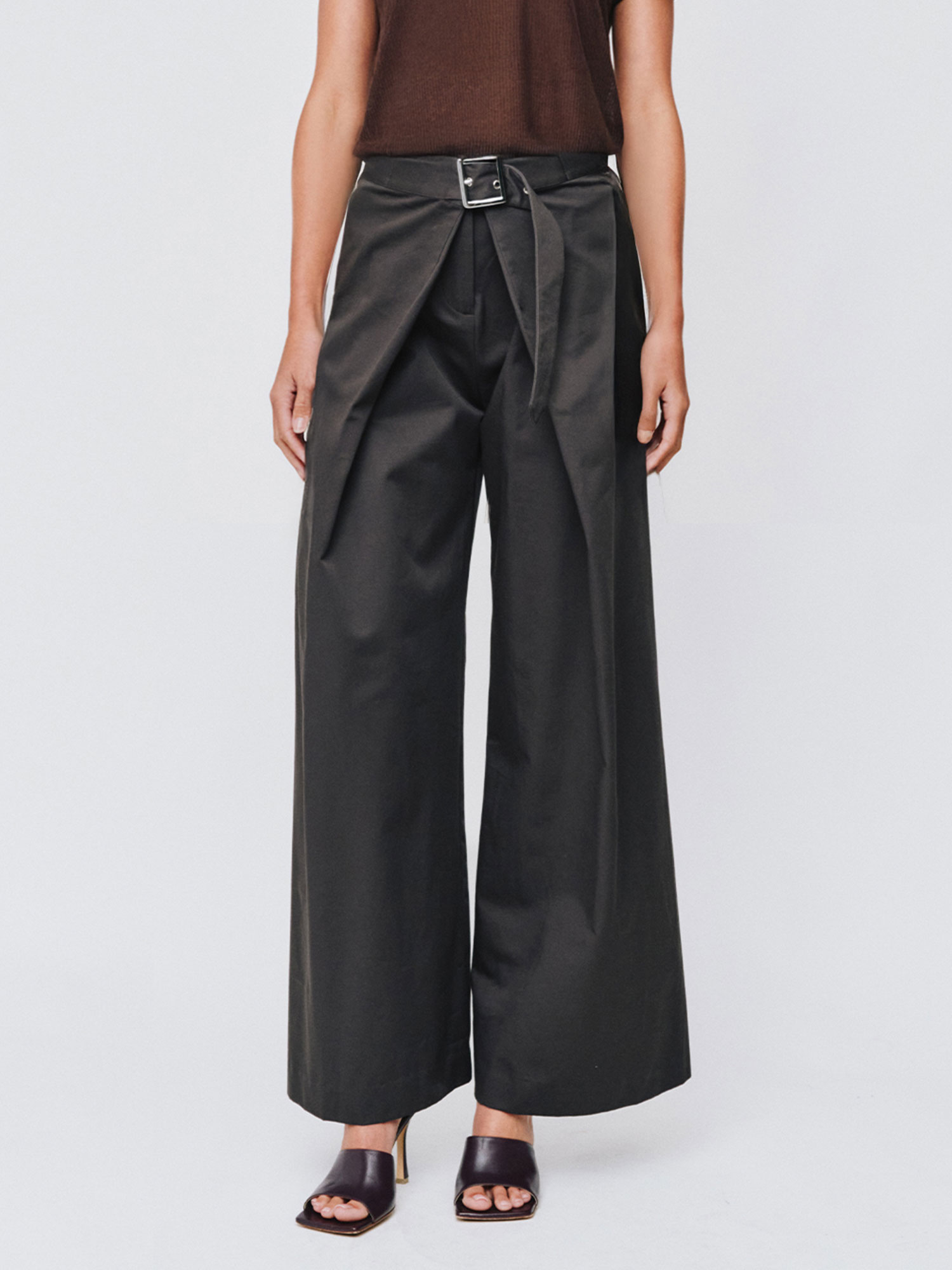 UTILITY WRAP TROUSER | CHARCOAL