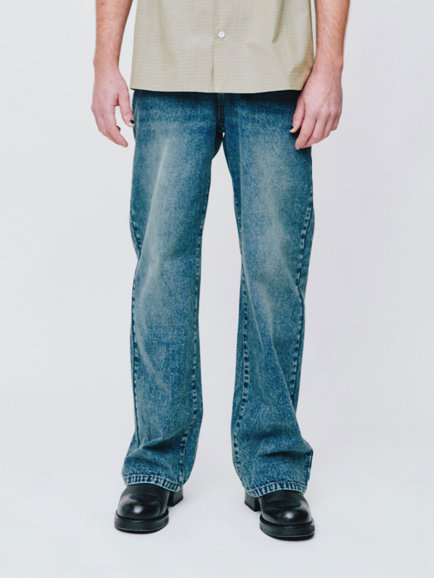 MENS BUTTON FLY CLASSIC JEANS | MID DIRTY WASH